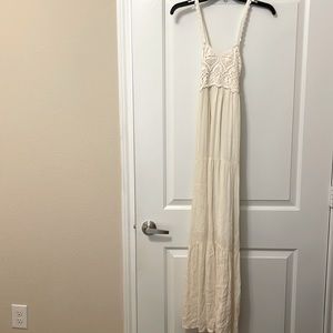 White maxi dress
